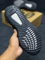 Adidas Yeezy Boost 350 | Grade 1:1 - Image 6