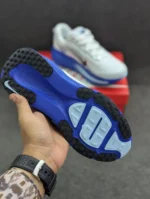 Nike Vomero 18 | Grade 1:1 - Image 5