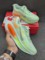 Nike Vomero 18 | Grade 1:1 - Image 2