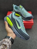 Nike Vomero 18 | Grade 1:1 - Image 2