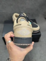 Air Jordan 1 | Grade 1:1 - Image 4